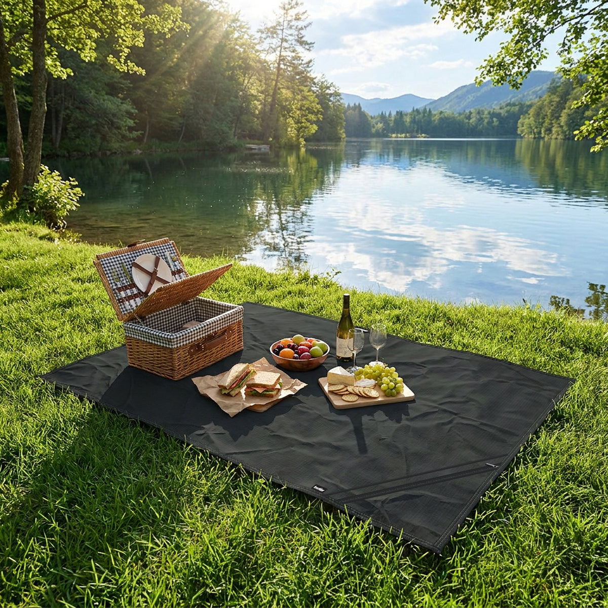 Water-Resistant Camping & Picnic Blanket Frontier Torrent Black