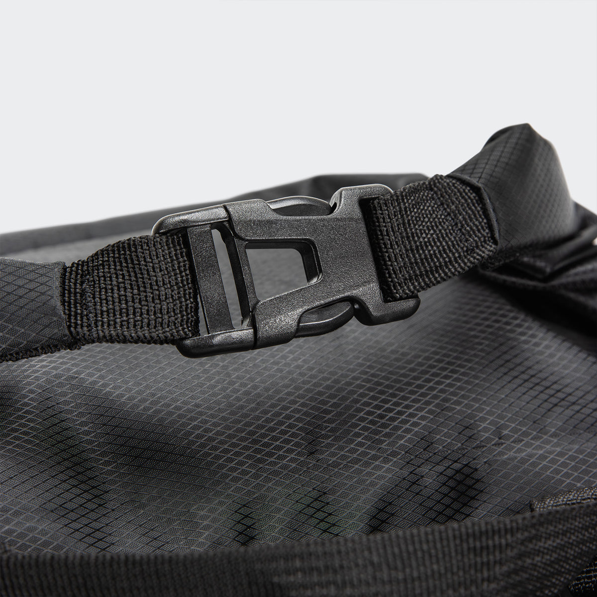 Roll Top Water-Resistant Dry Bag 20L Nevis Black