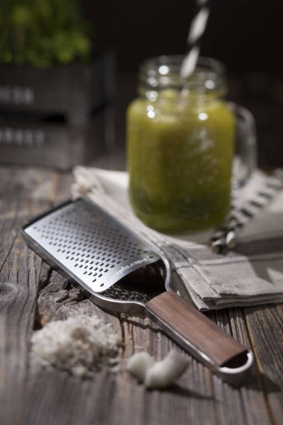 Master Series Coarse Grater - Microplane