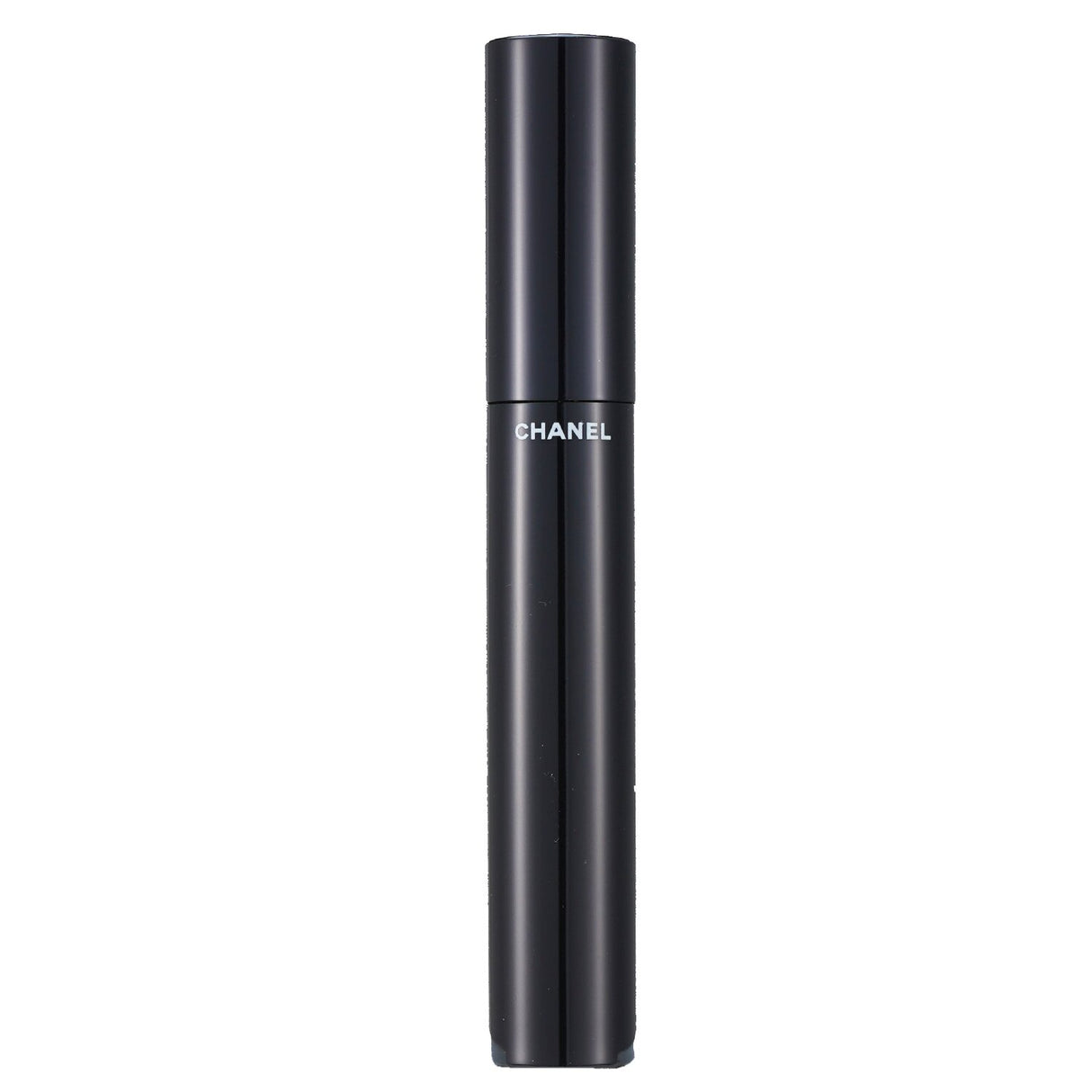 Chanel Le Volume De Chanel Mascara in #10 Noir, 6g, enhances lashes with volume and rich color using a unique Snowflakes brush.