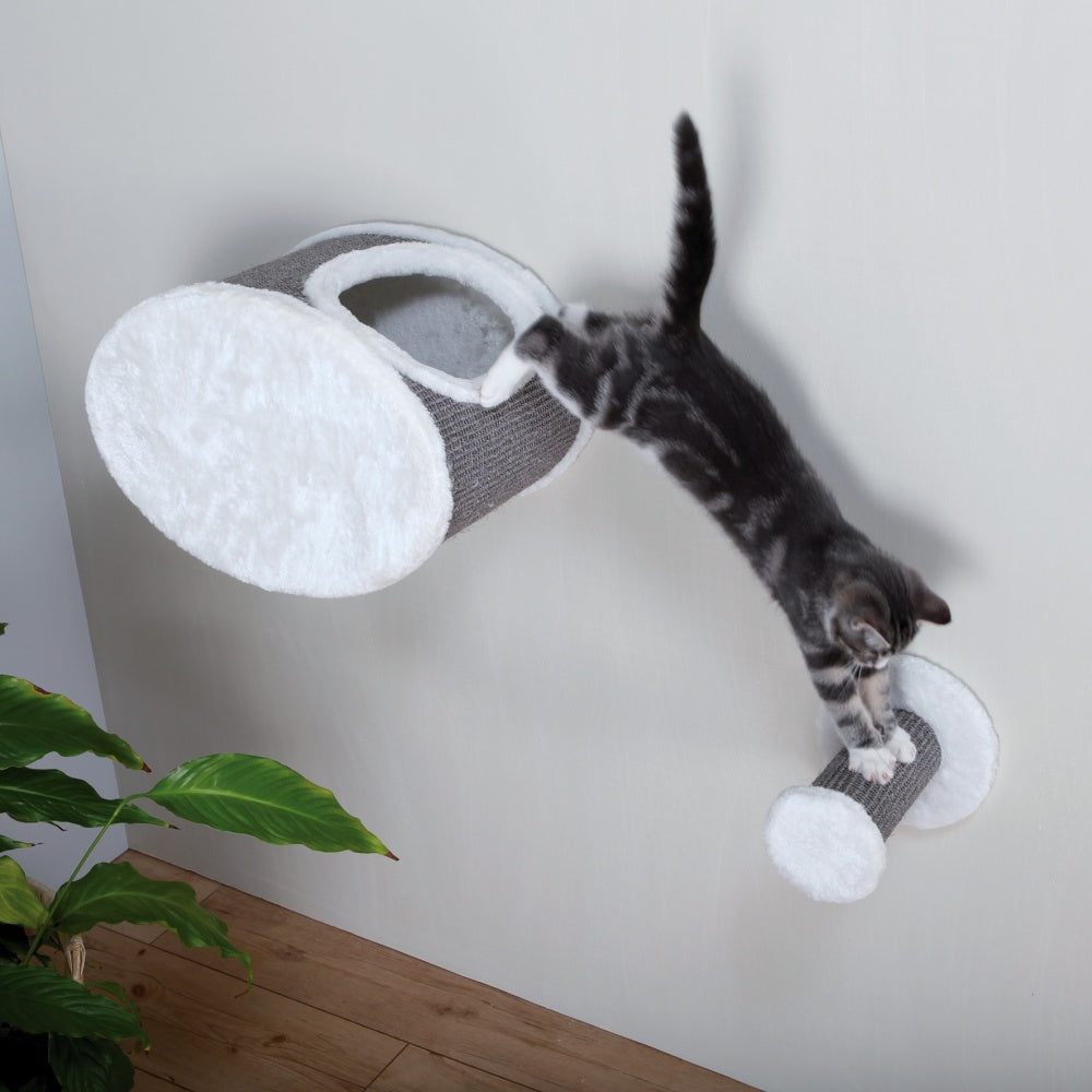 Wall-mounted cat climbing step in white and grey, featuring plush cover and sisal for scratching, perfect for small-to-medium cats.