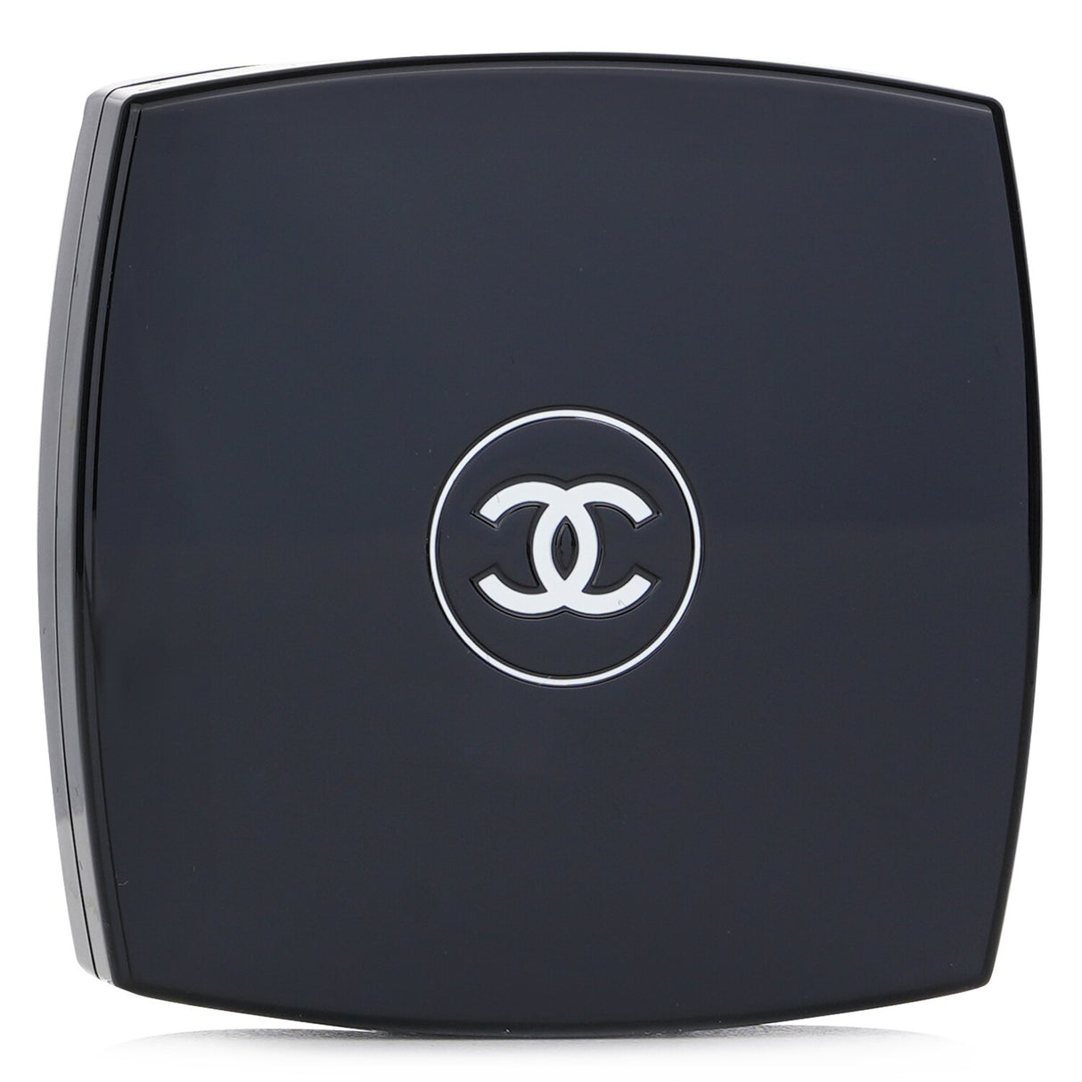 Chanel Les 4 Ombres No. 204 Tisse Vendome: luxurious 4-shade eye shadow quad in a sleek mirrored compact for effortless blending.