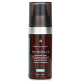Antioxidant-rich night serum featuring resveratrol, baicalin, and Vitamin E for rejuvenated, youthful skin.
