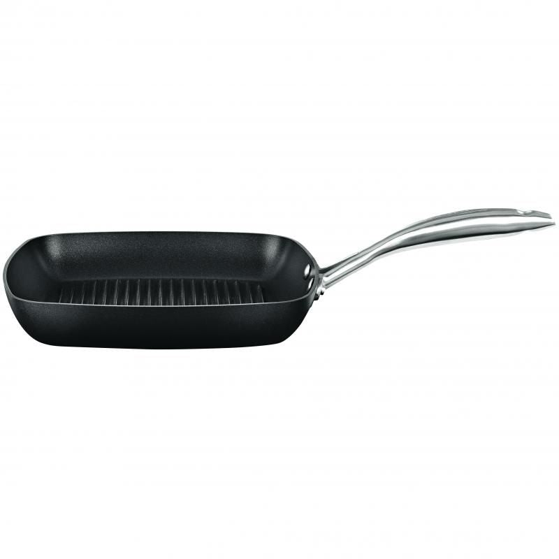 Scanpan Pro IQ Grill Pan, 27x27cm, non-stick surface, ergonomic handle, ideal for healthy grilling and versatile cooking.