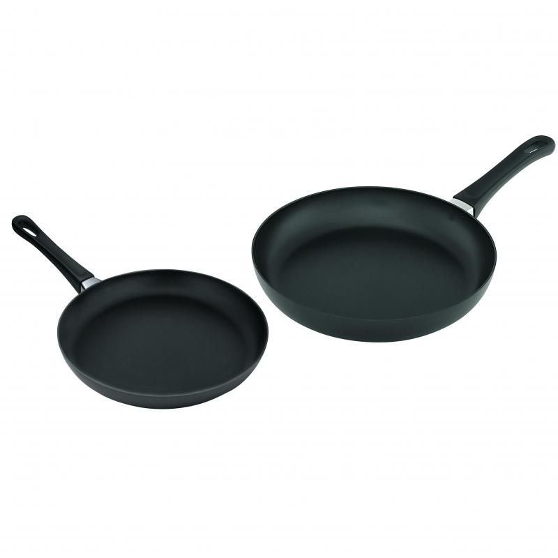 Scanpan Classic 2 Piece Frypan Set includes 20cm and 28cm non-stick pans made from recycled aluminum for eco-friendly cooking.