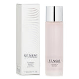 Kanebo Sensai Cellular Performance Lotion II - Moist, a silky lotion that hydrates and refines skin texture for a youthful glow.