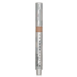 Chantecaille Le Camouflage Stylo #5, a corrector pen that conceals dark circles and imperfections for a radiant complexion.