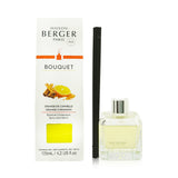 Elegant glass cube diffuser with Orange Cinnamon scent, featuring engineered polymer sticks for optimal fragrance diffusion.