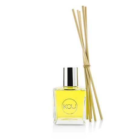 Aromatherapy diffuser reeds with lemongrass and lime scents for a calming, refreshing home atmosphere lasting 9 months.