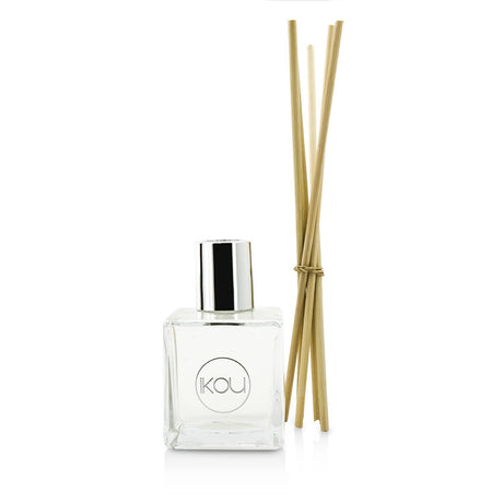 iKOU Aromacology Diffuser Reeds in Coconut & Lime create a blissful, tropical ambiance for up to 9 months, promoting relaxation.