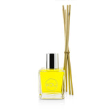 iKOU Aromacology Diffuser Reeds in Italian Orange, Cardamom & Vanilla for a refreshing, mood-lifting home ambiance.