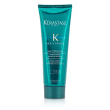 Kerastase Resistance Balm-In-Shampoo in 250ml, rejuvenating jelly formula for very damaged hair with amino acids for repair.