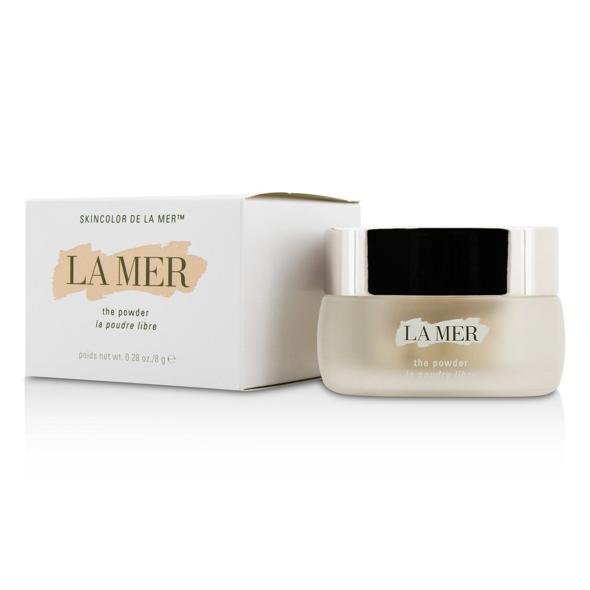 Lightweight La Mer finishing powder in 8g, offers translucent coverage with seamless blendability for all skin tones.