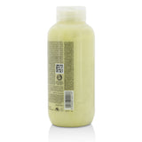 Moisturizing leave-in cream for dry hair with yellow melon extract, enhancing softness and shine for manageable locks.