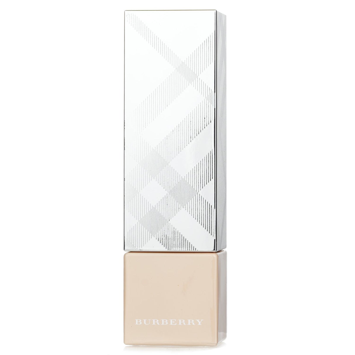 Burberry Bright Glow Foundation SPF 30 in No. 32 Honey enhances radiance with a velvety texture and skincare benefits.