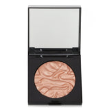 Laura Mercier Face Illuminator #Indiscretion, a versatile highlighting powder for customizing radiant glow on face and eyes.