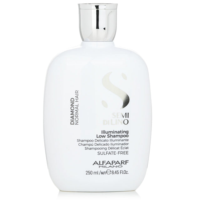 AlfaParf Semi Di Lino Diamond Shampoo for normal hair enhances shine, cleanses gently, and strengthens with Diamond Crystals.