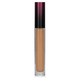 Lightweight Kevyn Aucoin concealer for brightening, correcting, and camouflaging dark circles with a natural satin finish.