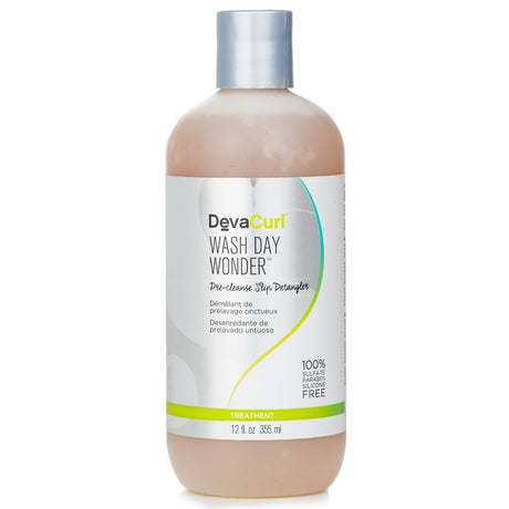 Silky pre-cleanse detangler for all curl types, enriched with Saffron Flower and Pracaxi Oil for softness and slip.