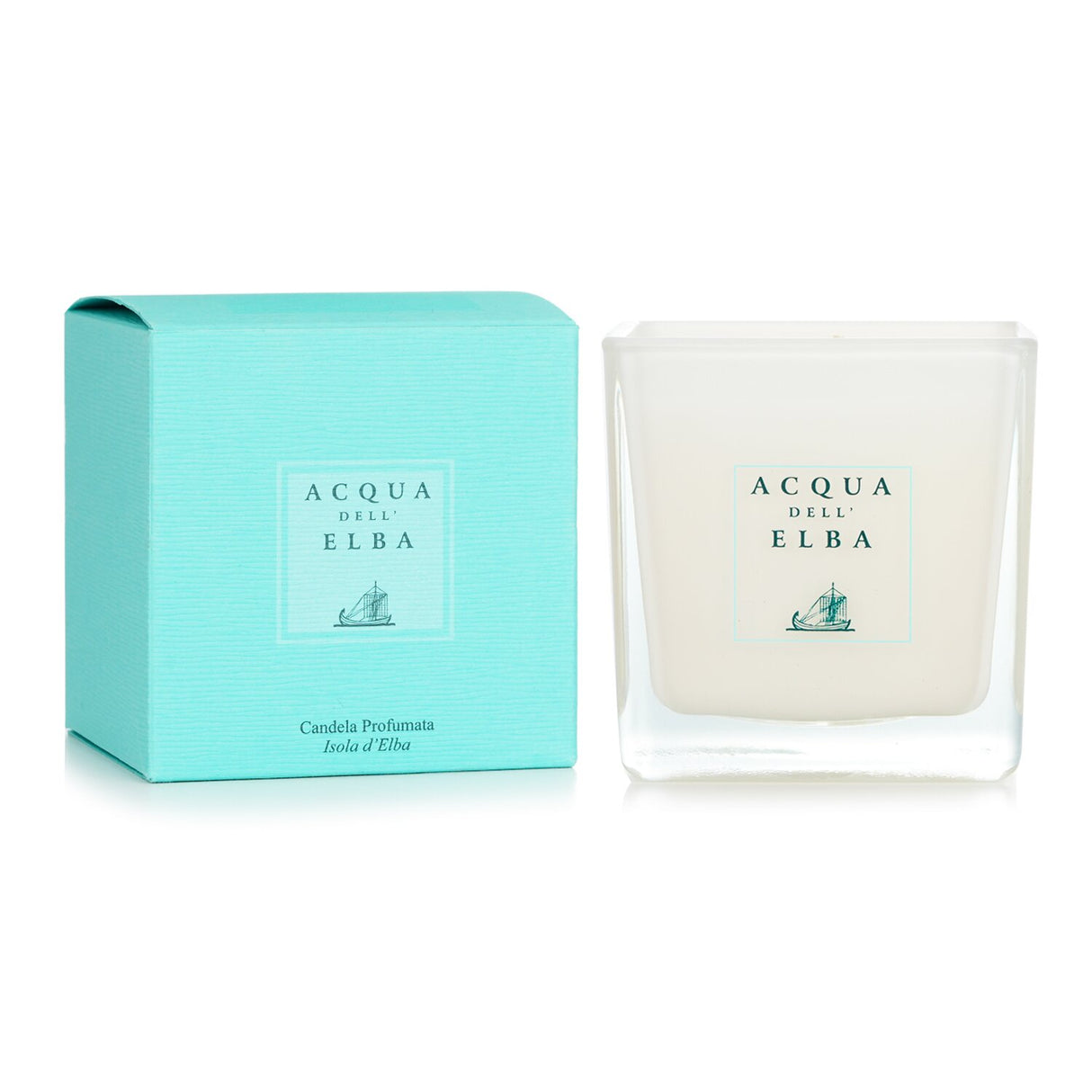 Luxurious scented candle in Isola D'Elba, 180g, offering up to 60 hours of soothing Mediterranean fragrance for any space.