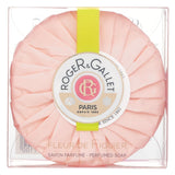 Luxurious Roger & Gallet Fleur De Figuier soap, 100g, infused with fig fragrance for gentle cleansing and hydration.