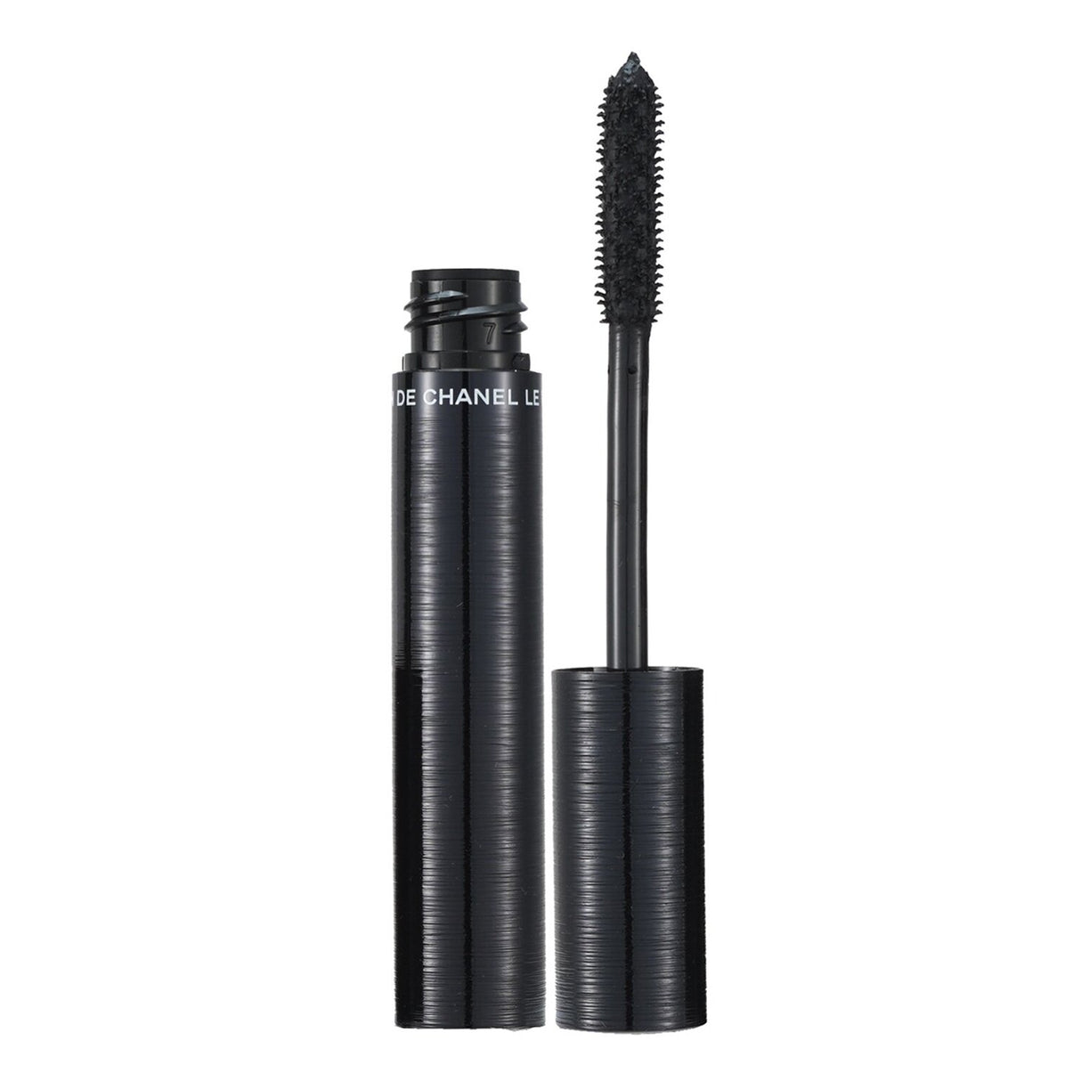 Chanel Le Volume Revolution Mascara in #10 Noir features a 3-D printed brush for thick, voluminous lashes without clumping.