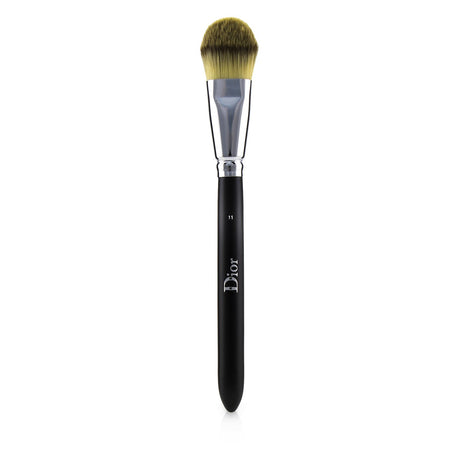 Dior Backstage foundation brush with tapered bristles for seamless, light to medium coverage application and a radiant finish.