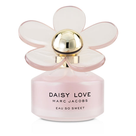 Marc Jacobs Daisy Love Eau So Sweet is a 100ml fruity floral perfume with notes of white raspberry and sugar musk.