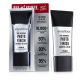 Clear Smashbox Photo Finish Primer in a 30ml bottle, designed to smooth skin and minimize imperfections for flawless makeup.