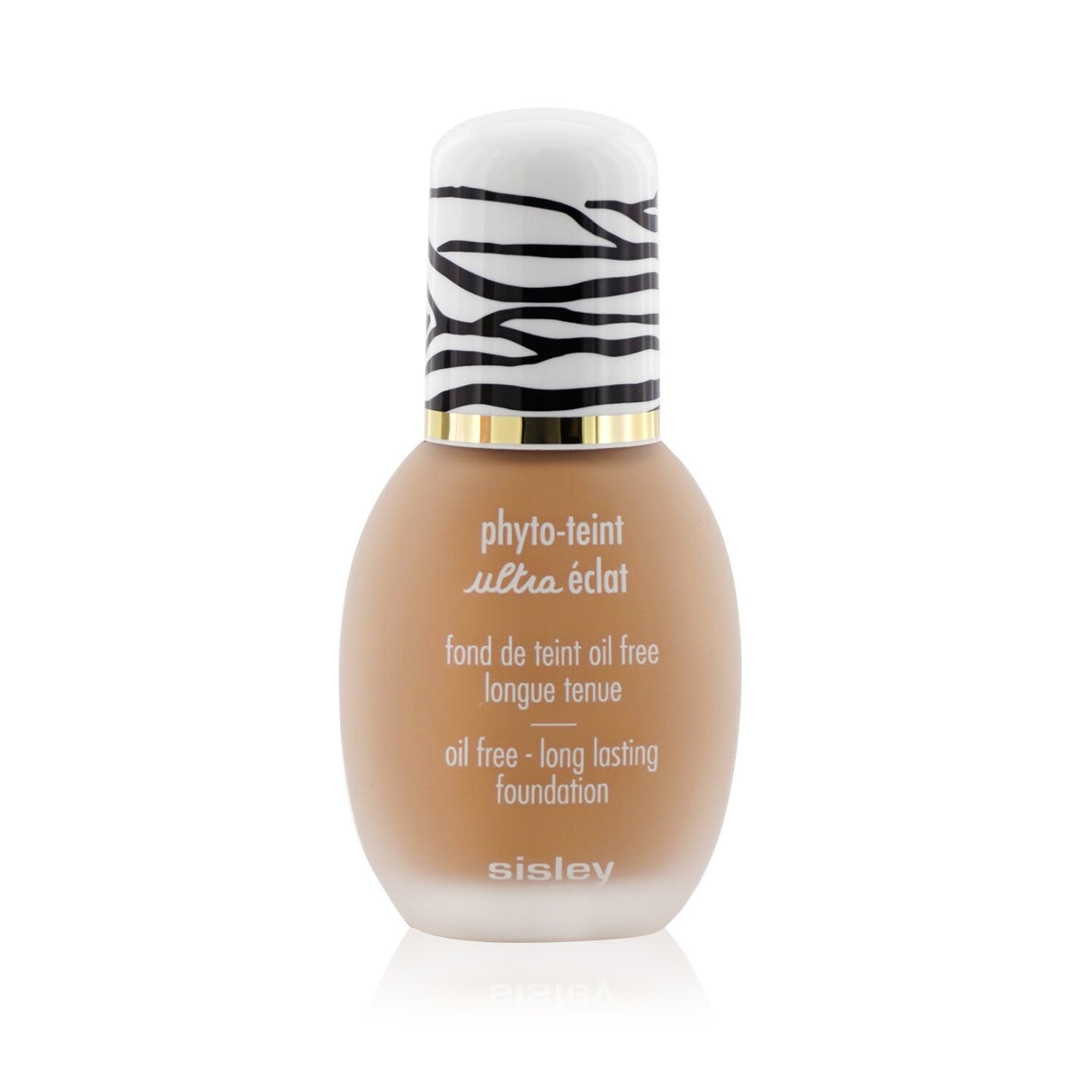 Luxurious 30ml fluid foundation in #3+ Apricot, offering light-diffusing, oil-free coverage for a radiant complexion.