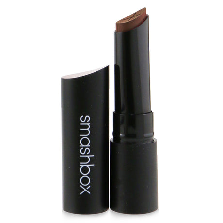 Cream-to-matte vegan lipstick in # Hoops On, featuring a teardrop tip for precision and 12-hour transfer resistance.