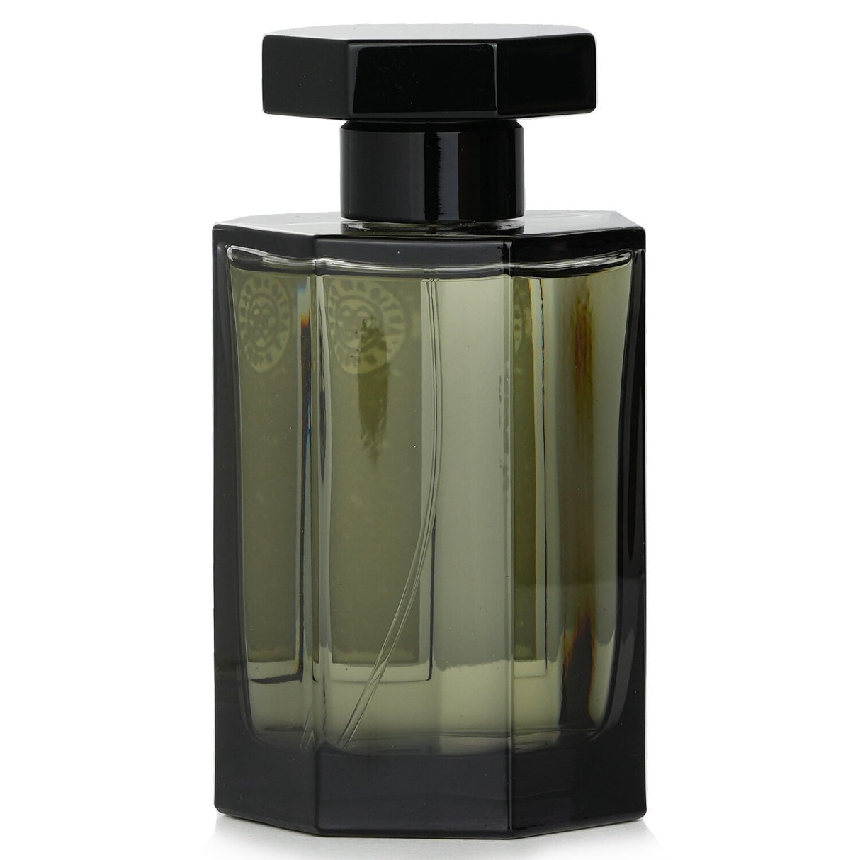 L'Artisan Parfumeur Un Air De Bretagne Eau De Parfum spray, a unisex woody aquatic scent with fresh bergamot and sea notes.