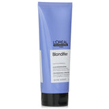 Lightweight conditioner for blonde hair, enriched with Acai polyphenols for shine, repair, and easy detangling.