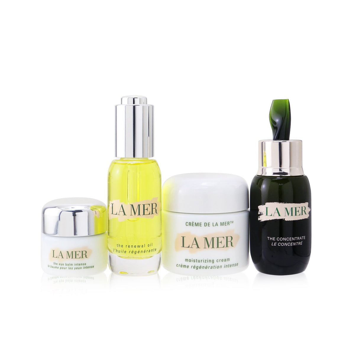 Luxurious La Mer travel collection featuring 4 skincare essentials and a stylish bag, ideal for on-the-go hydration.