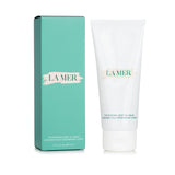 Luxurious La Mer Renewal Oil Body Balm, 200ml, hydrates and soothes dry skin with Miracle Broth and antioxidants.
