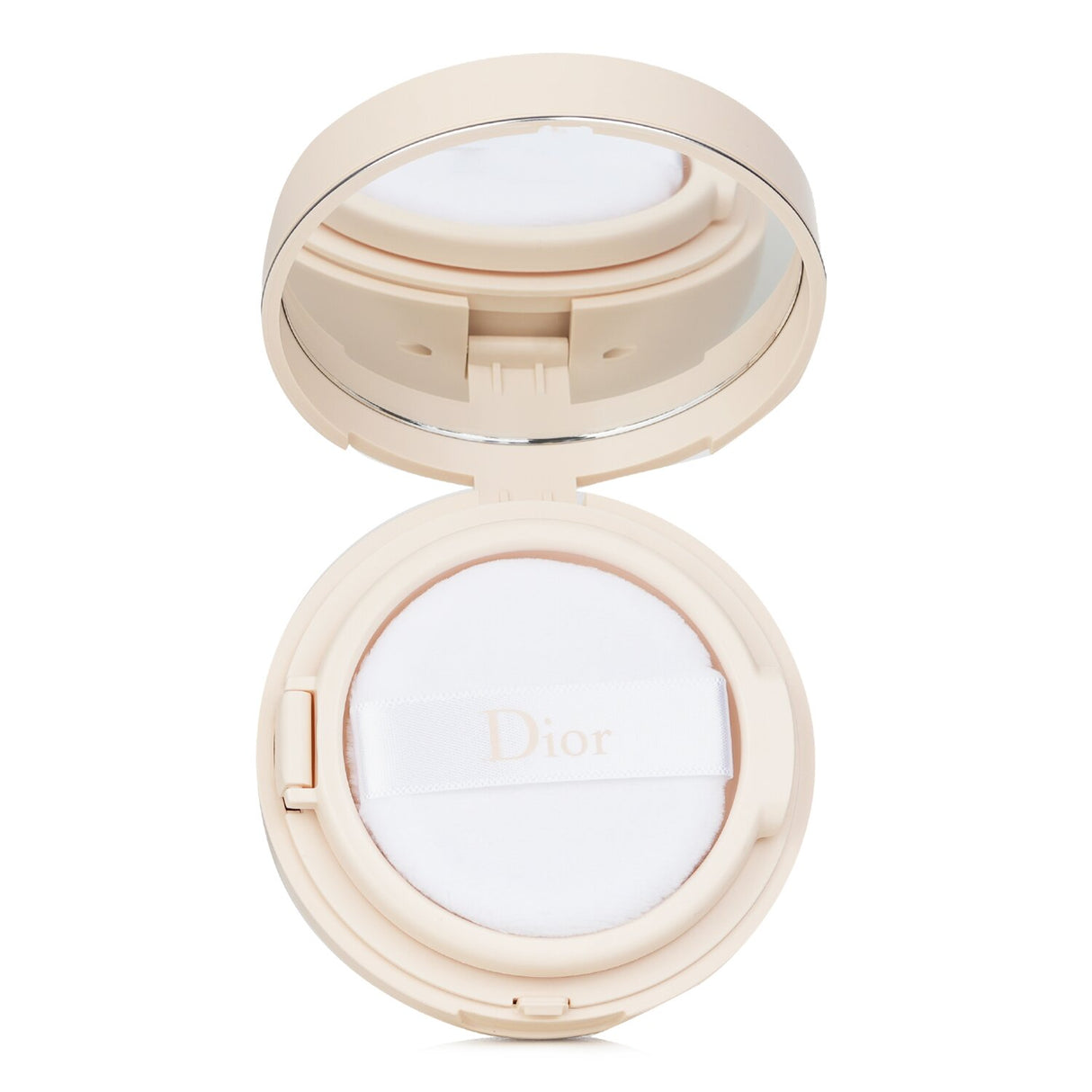 Christian Dior Dior Forever Cushion Loose Powder #Fair, 10g, offers a velvety finish, blends seamlessly, and enhances skin's quality.