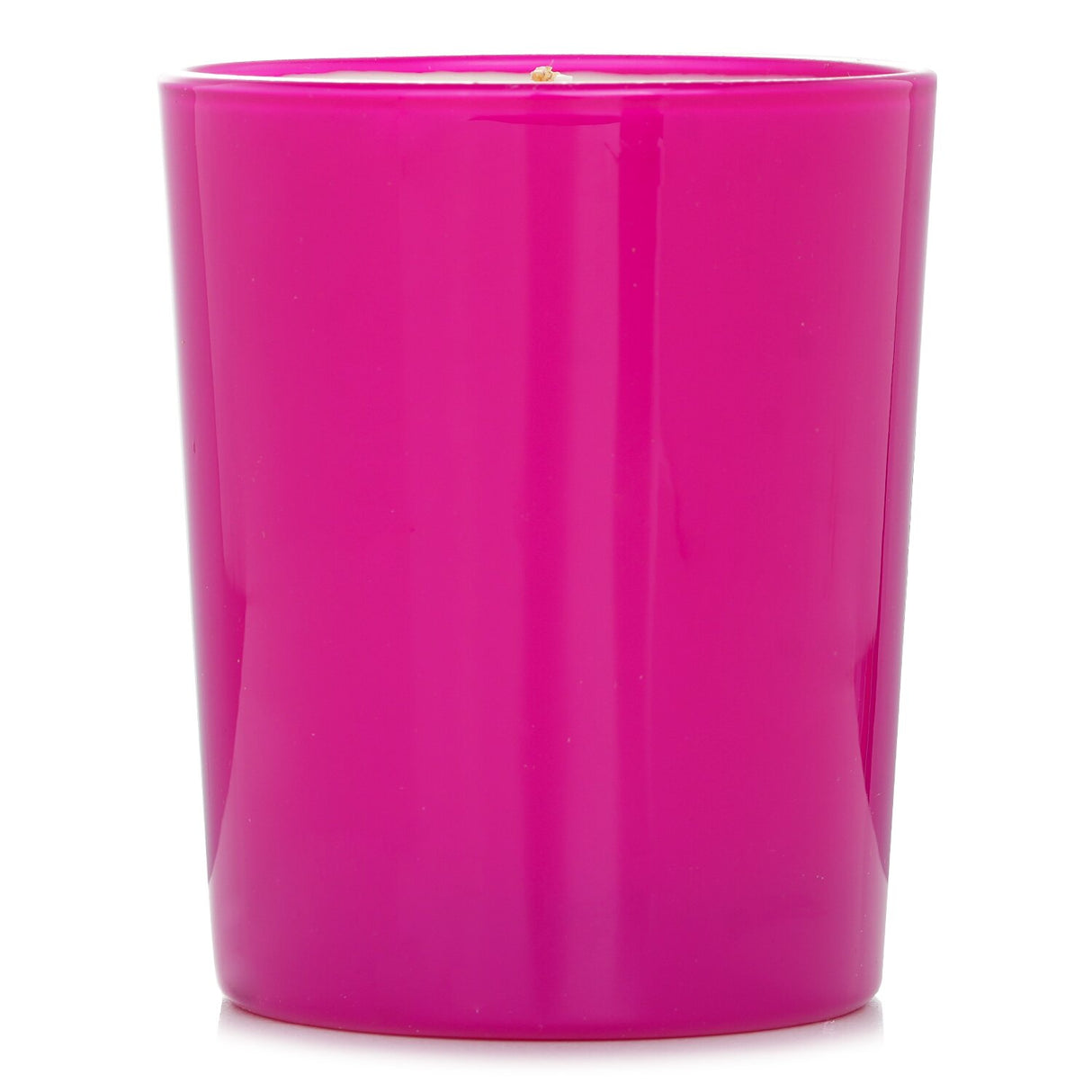 Max Benjamin Mo'orea Candle in natural wax, featuring fresh fruit and sea air notes for a 40-hour tropical ambiance.