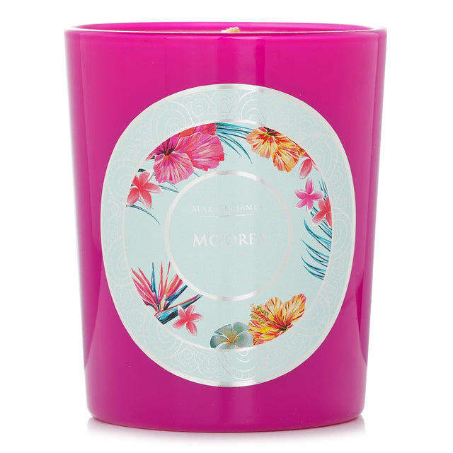 Max Benjamin Ocean Islands Candle in Mo'orea, 190g, featuring tropical fruit notes and sea air for a luxurious ambiance.