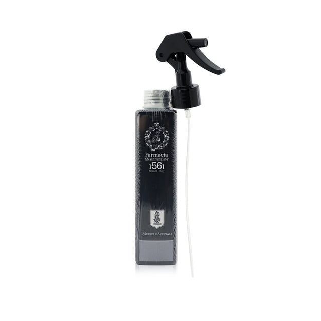 Luxurious 200ml room spray delivering sophisticated fragrances for a serene and elegant home ambiance.