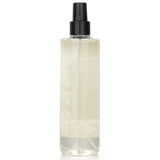 Luxurious Teatro Fabric Spray in Cashmere, 250ml, refreshes fabrics with a long-lasting, stain-free, delicate scent.
