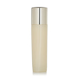 Lightweight Estee Lauder lotion in 100ml, brightens skin, targets dark spots, and hydrates with Beautyberry and Moringa extracts.