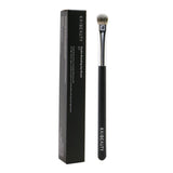 KAIBEAUTY Studio Blending Eye Brush (E01) with ultra-soft vegan bristles for effortless eye shadow blending and precise application.