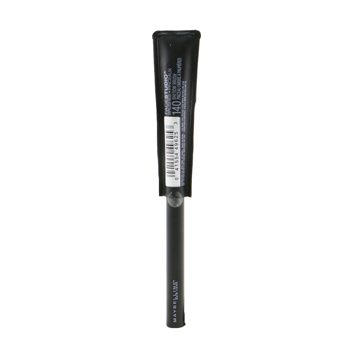 Angled Maybelline Facestudio 140 Shadow Brush for precise cream and powder eyeshadow application, featuring satin-soft fibers.