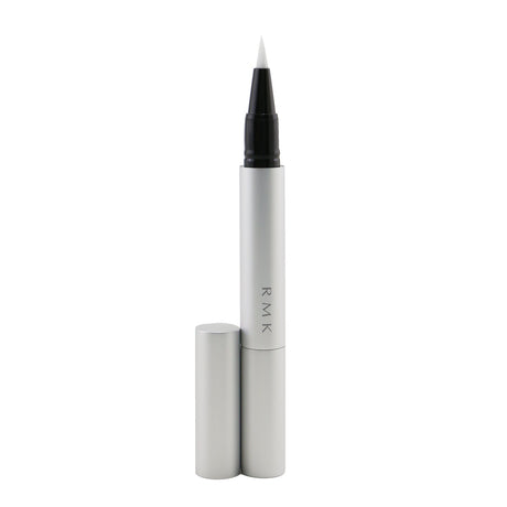 Luminous Pen Brush Concealer SPF 15, shade #04, for flawless coverage of dark circles and discoloration with radiant finish.