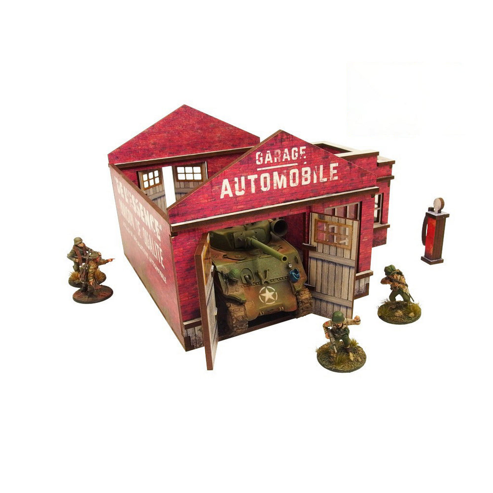Micro Art Studio - WW2 Normandy Garage w. Petrol Station PREPAINTED [28mm/1:56]