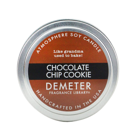 Soy candle in Chocolate Chip Cookie scent, hand-poured, 170g, fills the room with warm, inviting aromas of baked cookies.