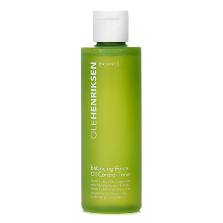 Oil-controlling toner with Green Fusion Complex, minimizing pores and promoting a fresh, matte complexion.