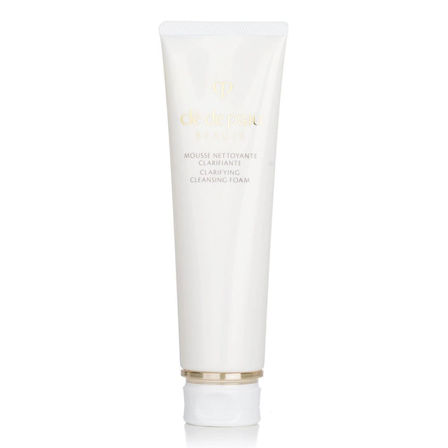 Luxurious creamy cleansing foam that removes impurities and excess oil, leaving skin clear, radiant, and nourished.