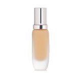 La Mer Soft Fluid Long Wear Foundation SPF 20 in #170 Warm Cameo, lightweight with nourishing ingredients for radiant skin.