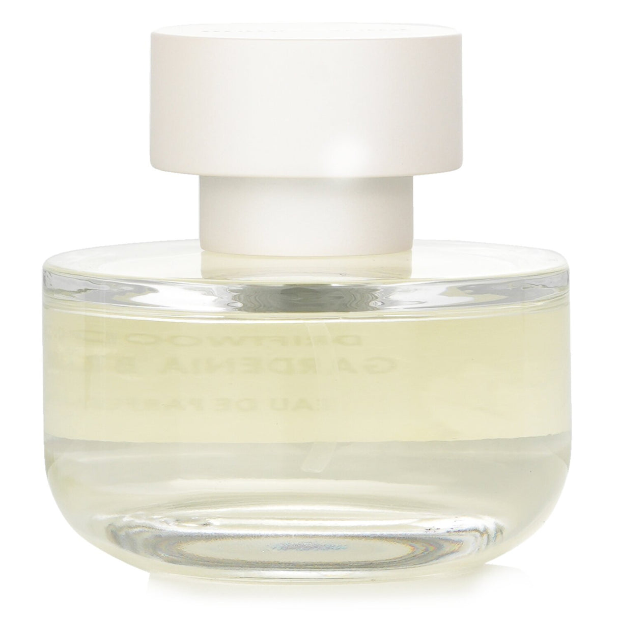 Floral green Eau De Parfum featuring rose, muguet, and fruity notes, perfect for daytime wear in warm seasons.